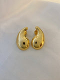 Brinco gota lisa 31mm inspiração banhado a ouro 18k