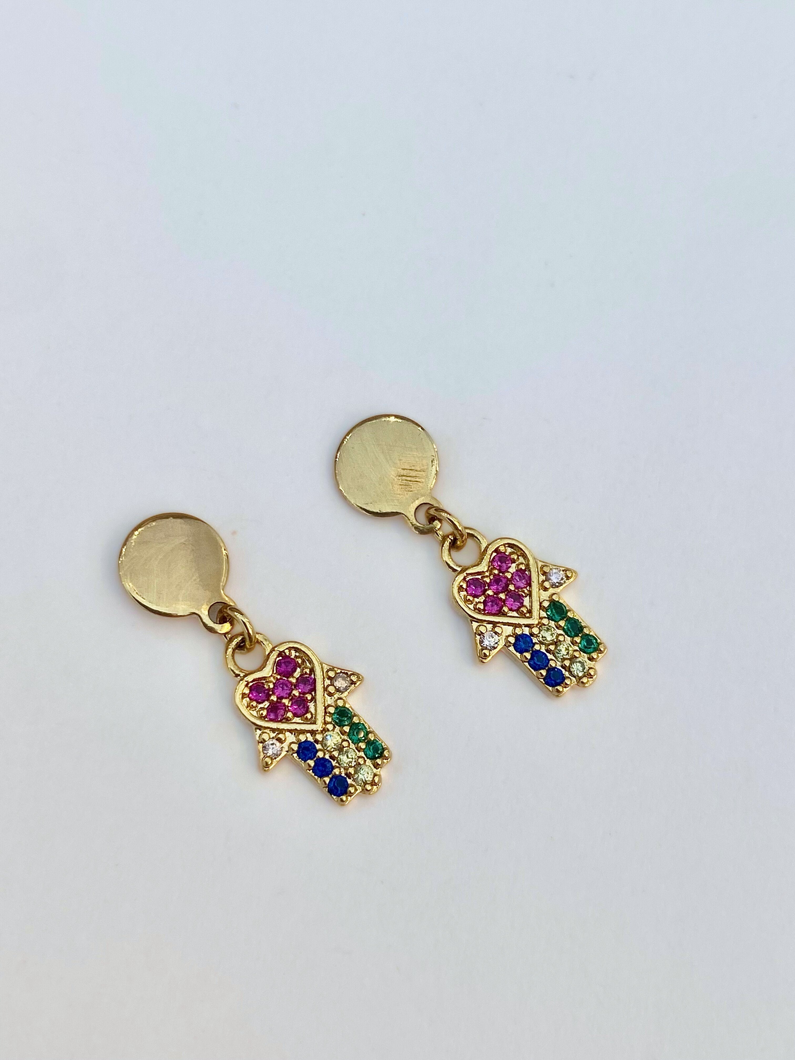 Brinco mão de Fátima cravejado colorido banhado a ouro 18k