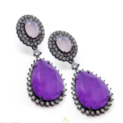 Brinco oval e gota natural com zircônias banhado a ródio negro