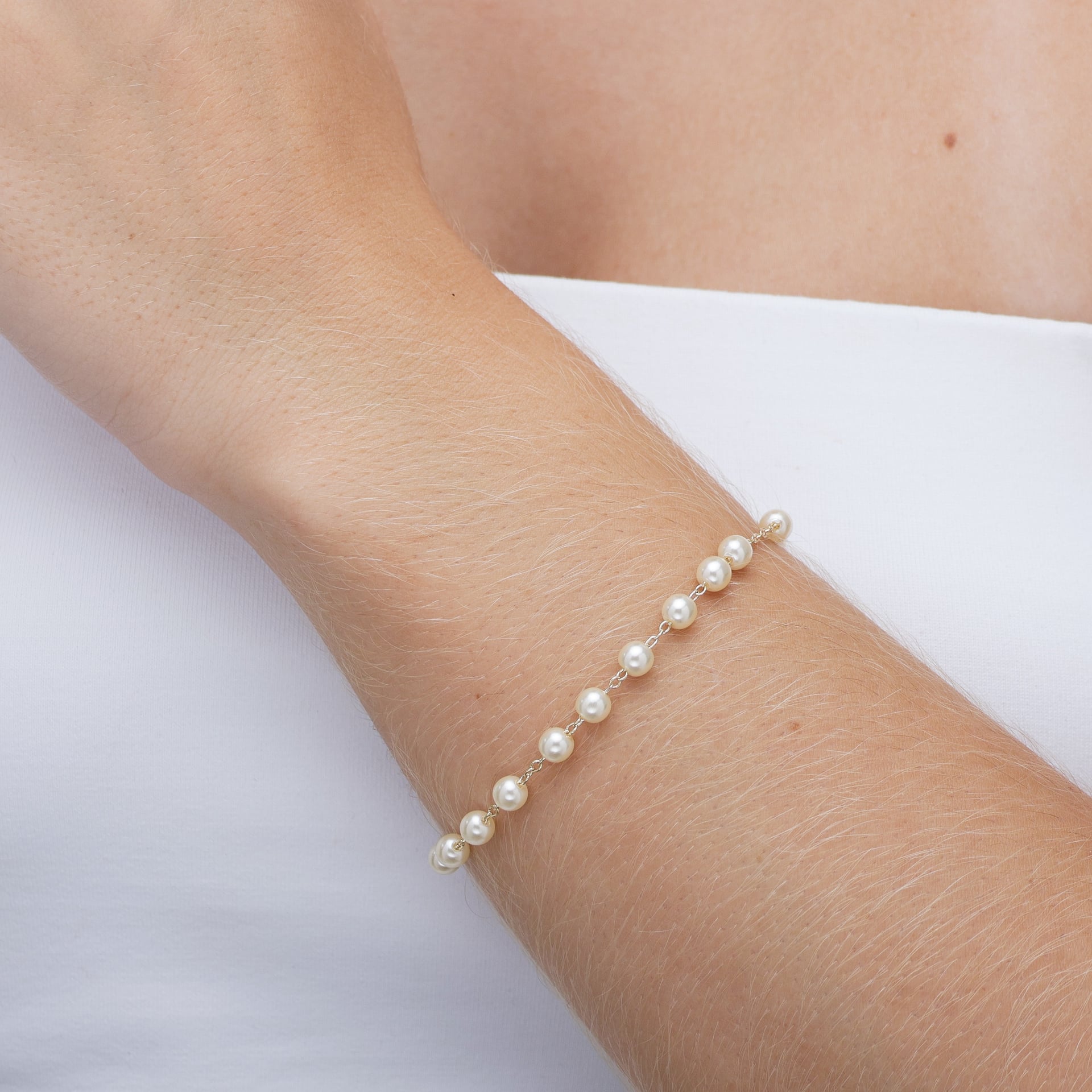 Pulseira pérolas 4mm banhada a ouro 18k