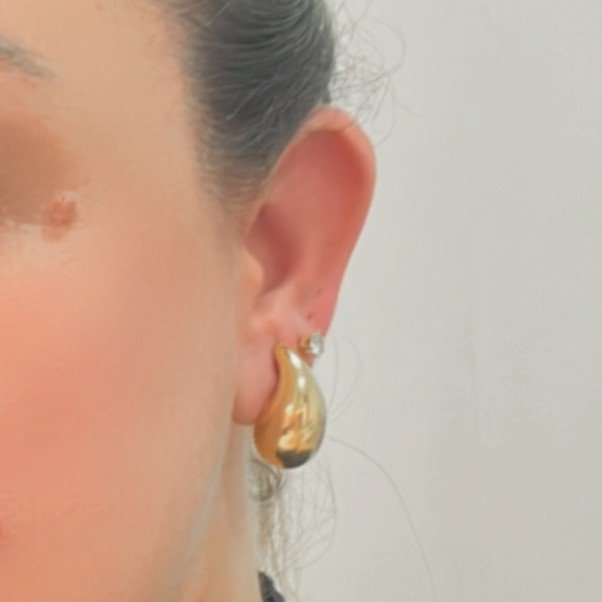 Brinco gota p banhado a ouro 18k