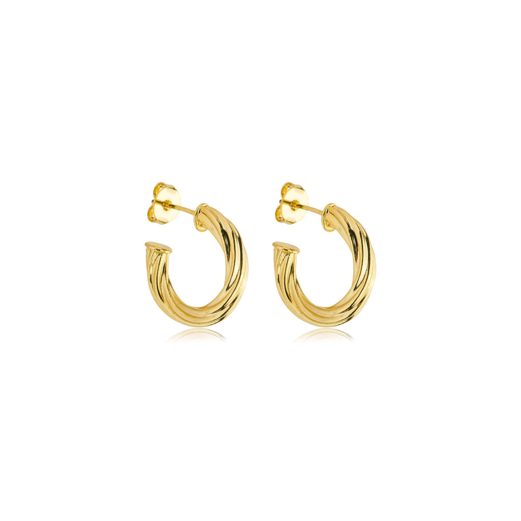 Brinco argola torcida pequena banhado a ouro 18k